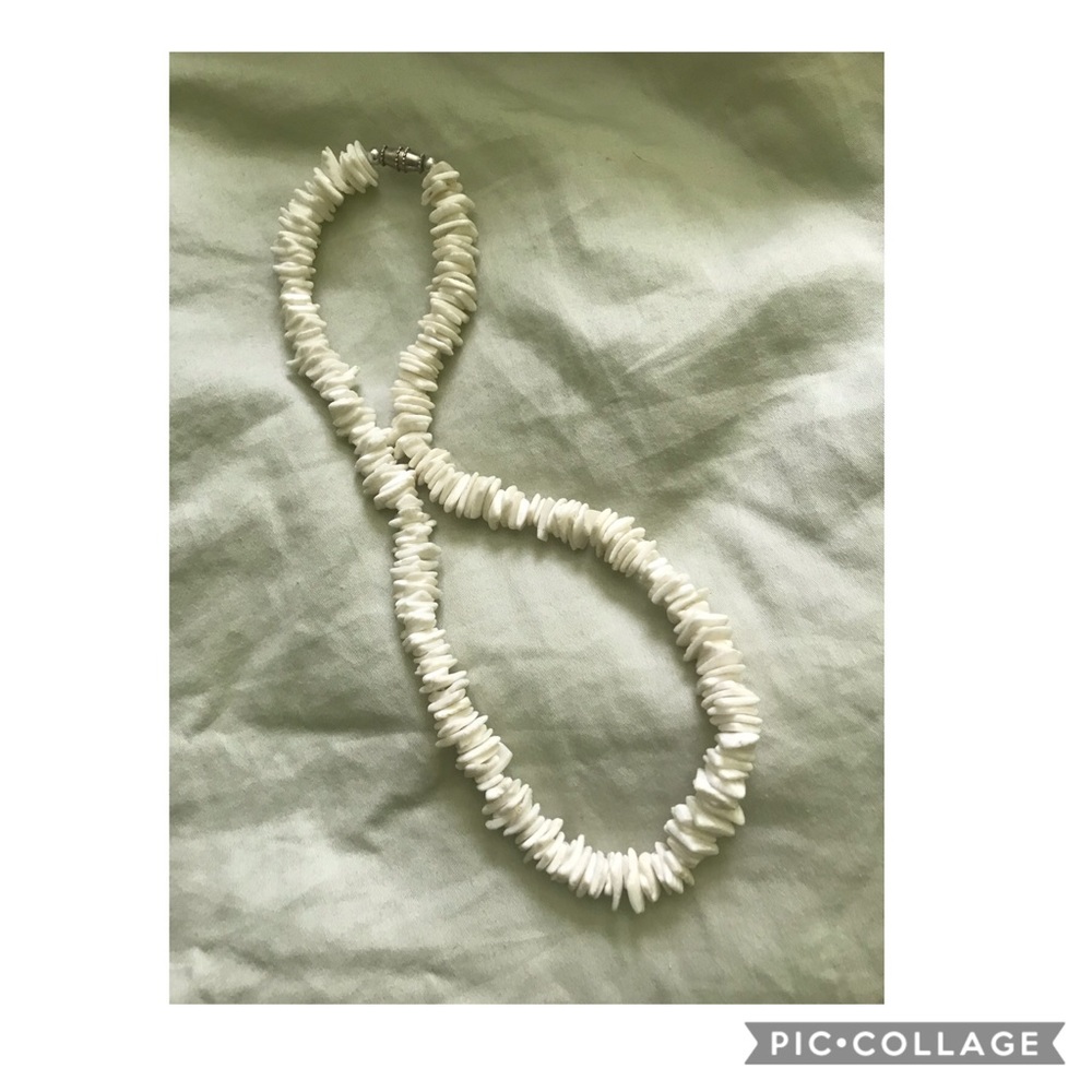 Surfer Girl White Shell Necklace
